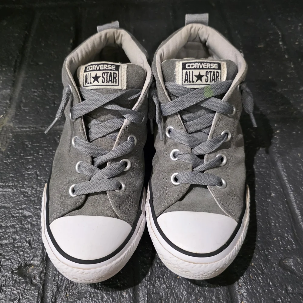 Converse Chuck Taylor All Star Street Mid, Junior Size 3